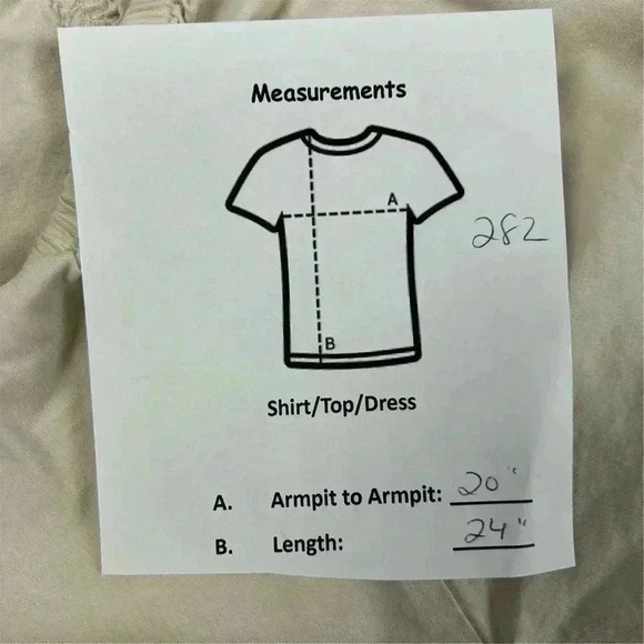 Banana Republic Women's Ivory Flutter Sleeve Blouse Size M Casual - Picture 6 of 6